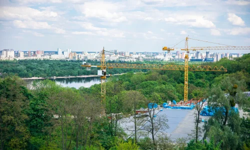Недвижимость за 1 рубль: реально ли заработать, если не боитесь старых полов и новых обязательств